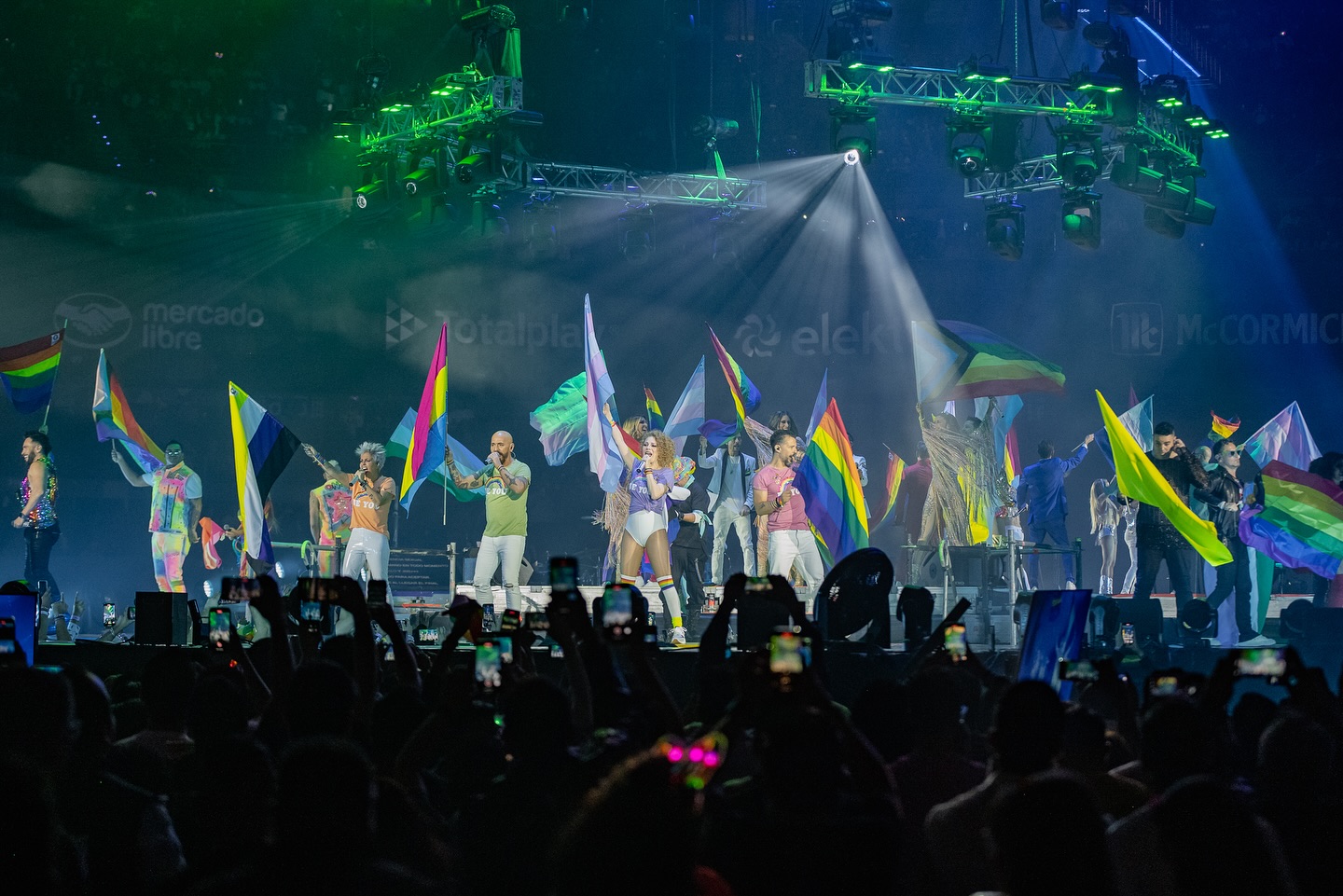 90'S POP TOUR